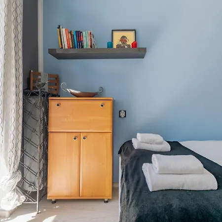 Centrum ✩ Komfortowy Apartament Z Balkonem גדינייה